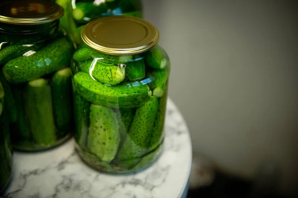 Process Pickling Cucumbers Pickled Cucumbers Homemade Pickles Salted Cucumbers — Stock Photo, Image