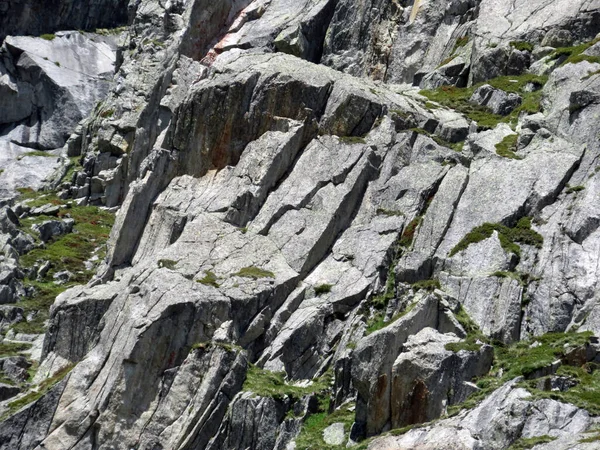 Скалы Камни Летней Швейцарской Альпийской Среде Горной Местности Санкт Готтардпасс — стоковое фото