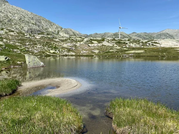 Sommerstimmung Auf Den Namenlosen Seen Schweizer Alpenraum Gotthardpass Airolo Kanton — Stockfoto