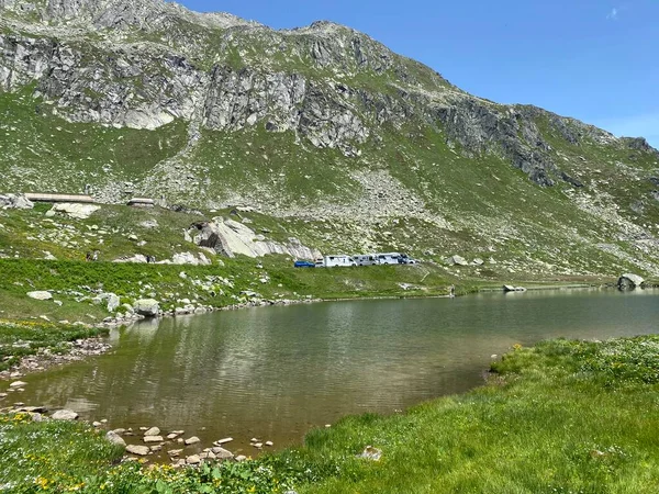 Atmosfera Estiva Sul Lago Dei Monti Lago Dei Monti Nella — Foto Stock