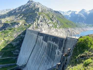 Saint Gotthard Geçidi (Gotthard Geçidi), Airolo - Ticino Kantonu (Tessin), İsviçre (Schweiz)