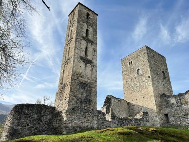 Jorgenberg Şatosu (Joergenberg Şatosu) veya Casti Munt Sogn Gieri (Burgruine Munt Sogn Gieri), Waltensburg - Grisons Kantonu, İsviçre (Kanton Graubuenden, Schweiz)