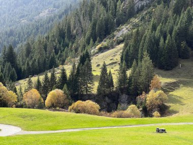 Panixersee (Lag da Pigniu) - Grisonlar Kantonu (Kanton Graubuenden, Schweiz)