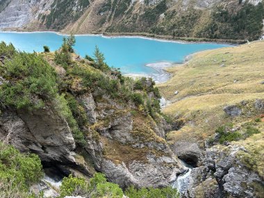 Panixersee Baraj Gölü (Lag da Pigniu) veya Panixer Gölü, Glarus Alpleri dağ kütlesi, Pigniu-Panix - İsviçre 'nin Grisonlar Kantonu (Kanton Graubuenden, Schweiz)
