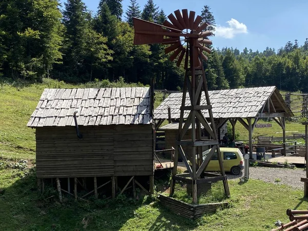 stock image The cowboy village of Roswell in Gorski kotar or the cowboy western town of Roswell near Fuzine - Croatia (Kaubojsko selo Roswell u Gorskom kotaru ili kaubojski western gradic Roswell kod Fuzina - Hrvatska)