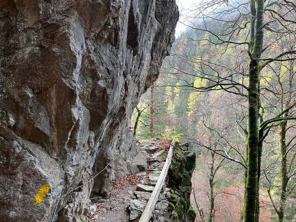 Sentieri Escursionistici Percorsi Alpinistici Sulle Pendici Delle Montagne Alpine Sopra — Foto Stock