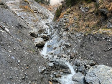 Calfeisental Vadisi ve UNESCO Dünya Mirası Tektonik Arena Sardona (UNESCO-Welterbe Tektonikarena Sardona), Vaettis - İsviçre (Schweiz)