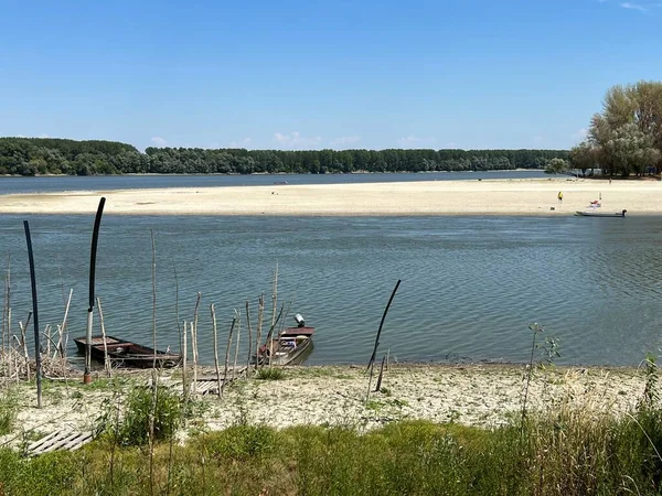 Danube Avec Des Bancs Sable Côté Site Archéologique Vucedol Pendant — Photo