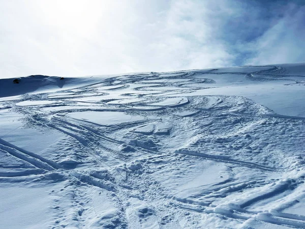 Wonderful Winter Hiking Trails Traces Fresh Alpine Snow Cover Swiss — 图库照片