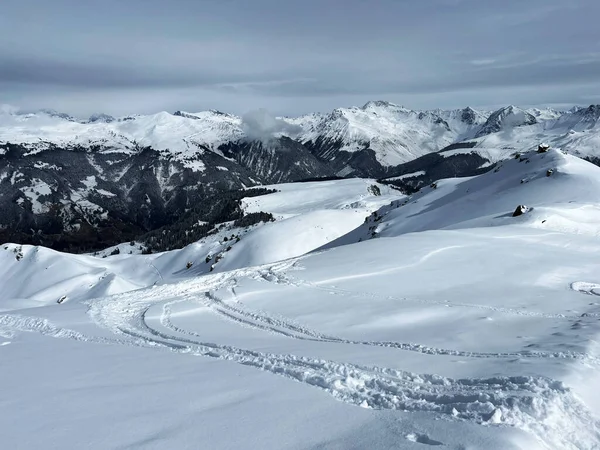 Wonderful Winter Hiking Trails Traces Fresh Alpine Snow Cover Swiss - Stock-foto