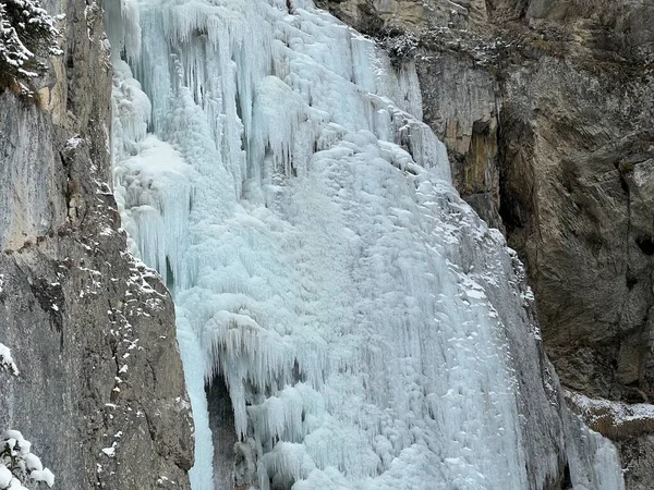 Tiejerbach Eisfall Oder Tiejer Bach Eisfall Gefrorener Wasserfall Tiejer Bach — Stockfoto