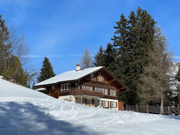 Swiss Alpine Holiday Homes Mountain Villas Holiday Apartments Winter Ambience — Foto de Stock
