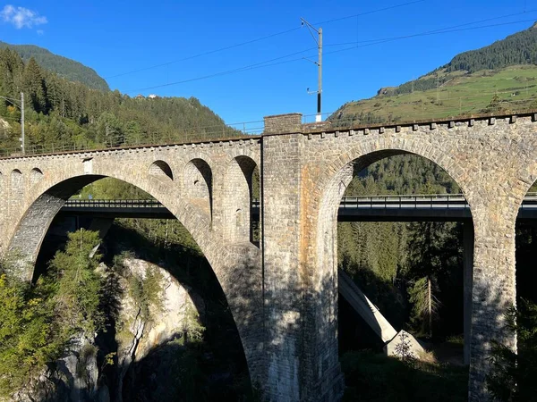 The Solis Viaduct of the Rhaetian Railway or Soliser Viadukt (Solisbrucke oder Solisbruecke), Albula - Kanton of Grisons, İsviçre (Kanton Graubuenden, Schweiz)