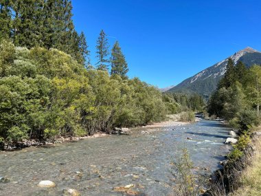 Albula Nehri veya Alvaneu Bad (Alvagni Bogn) - İsviçre (Kanton Graubuenden, Schweiz) Kantonu)
