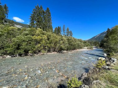 Albula Nehri veya Alvaneu Bad (Alvagni Bogn) - İsviçre (Kanton Graubuenden, Schweiz) Kantonu)