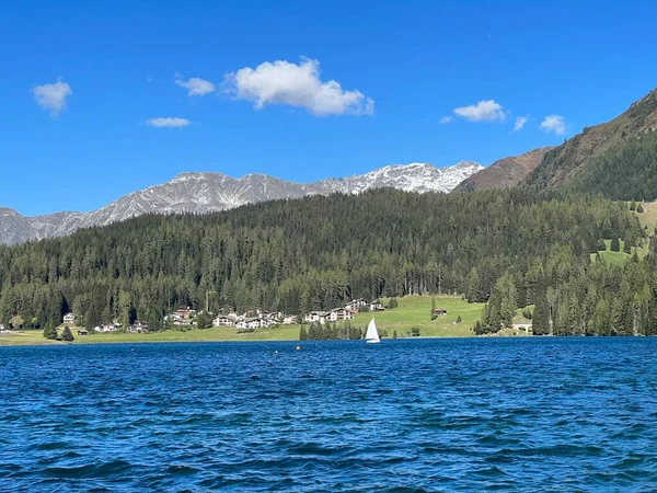 Famoso Lago Svizzero Montagna Davos Sport Relax Nel Cuore Delle — Foto Stock