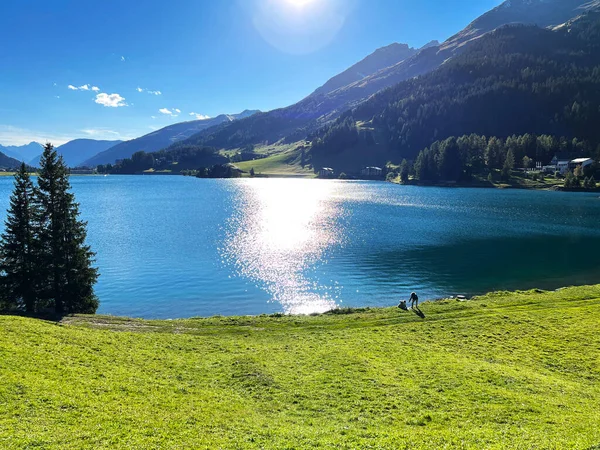 Famous Swiss Mountain Lake Davos Sports Relax Heart Alps Davosersee — Foto de Stock