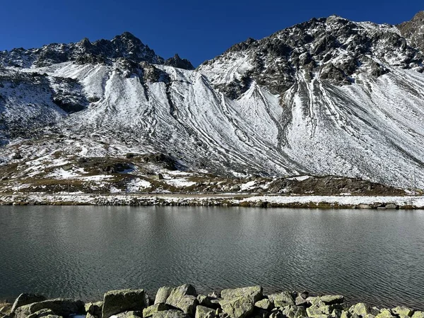 Pequeno Lago Alpino Lai Nair Lago Negro Schwarzer See Passo — Fotografia de Stock