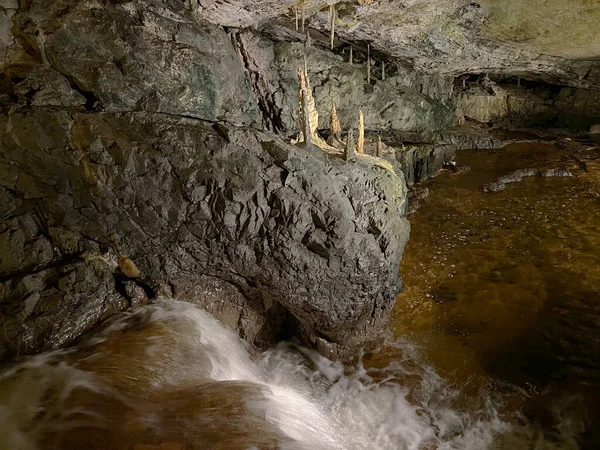Grotte Beatus Una Meraviglia Naturale Sul Lago Thun Beatus Hohlen — Foto Stock