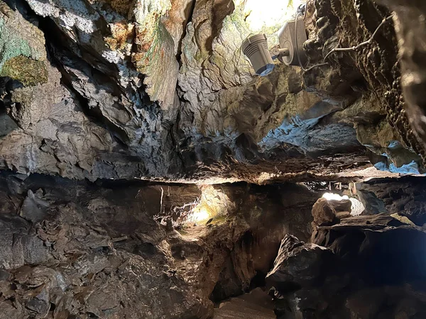 Las Cuevas San Beato Una Maravilla Natural Junto Lago Thun —  Fotos de Stock