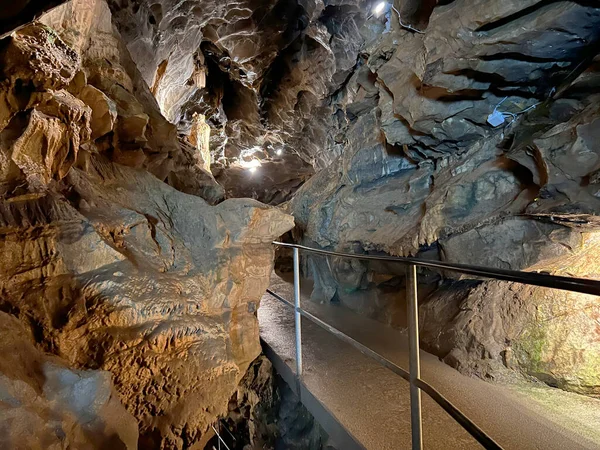 Jeskyně Beata Přírodní Zázrak Jezera Thun Beatus Hohlen Das Naturwunder — Stock fotografie