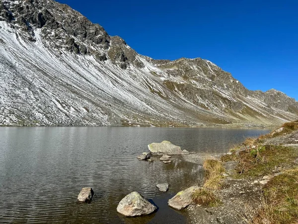 Jezioro Wysokogórskie Lai Scotta Jezioro Schottensee Lub Schotten Szwajcarskim Pasie — Zdjęcie stockowe