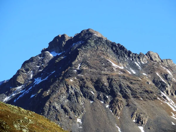 Pic Rocheux Piz Mutera 3044 Dans Massif Des Alpes Albula — Photo