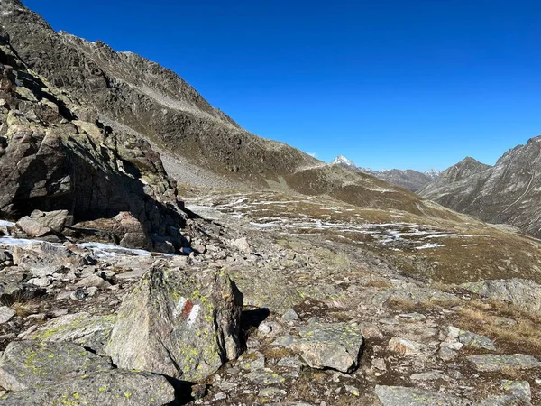 Rutas Senderismo Rutas Montañismo Entorno Alpino Suizo Otoño Los Alpes — Foto de Stock