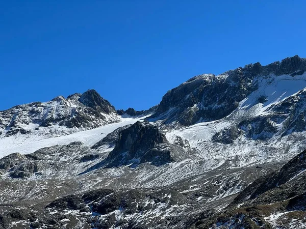 Ранние Осенние Остатки Альпийского Ледника Vardet Grialetsch Горном Массиве Альбула — стоковое фото