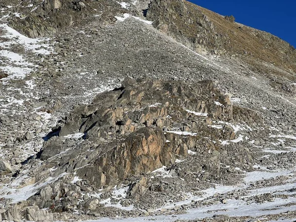 Sziklák Kövek Albulai Alpok Őszi Alpesi Környezetében Fluela Fluelapass Svájci — Stock Fotó
