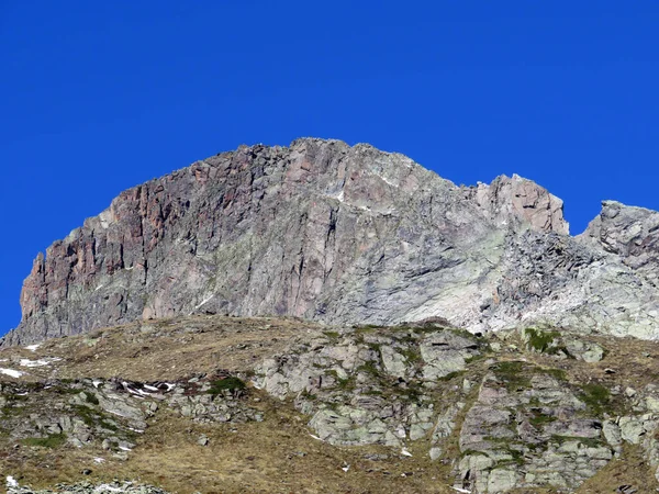 Rocky Mountain Peak Piz Radont Piz Radoent 3064 Στις Άλπεις — Φωτογραφία Αρχείου