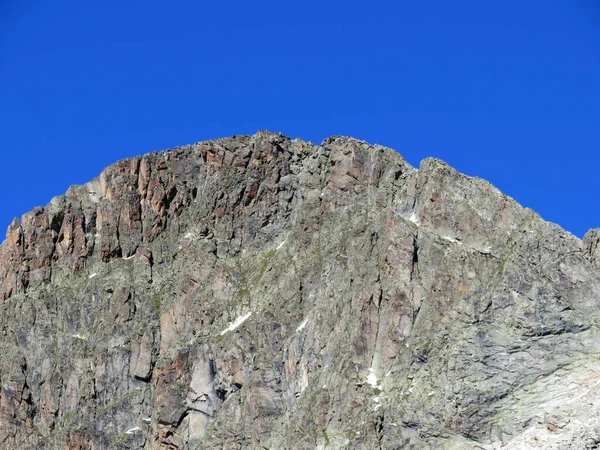 Albula Alpleri Ndeki Rocky Dağı Zirvesi Piz Radont 3064 Alp — Stok fotoğraf