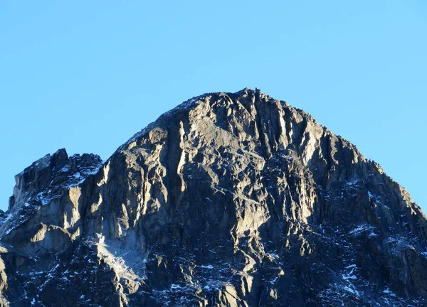 Montanha Rochosa Pico Piz Radont Piz Radoent 3064 Nos Alpes — Fotografia de Stock