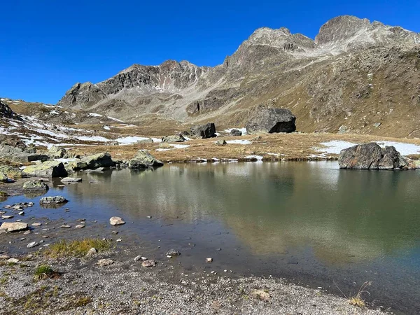 High Alpine Lakes Next Mountain Hut Chamanna Grialetsch Cas Grialetsch — Stock Photo, Image