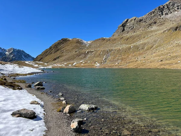 Albula Alpleri Nin Dağlık Bölgesinde Dischma Alp Vadisi Nin Yukarısında — Stok fotoğraf