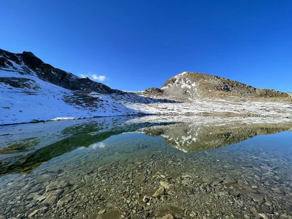 Безымянные Высокогорные Озёра Горном Массиве Абула Альпы Над Швейцарским Перевалом — стоковое фото