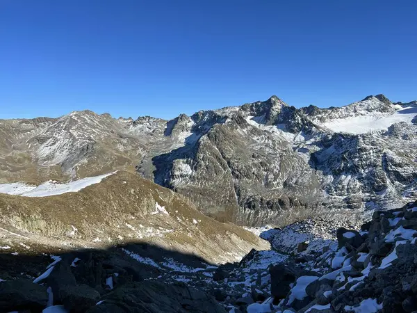 Primeira Neve Nos Picos Rochosos Montanha Piz Arpschella 3031 Piz — Fotografia de Stock