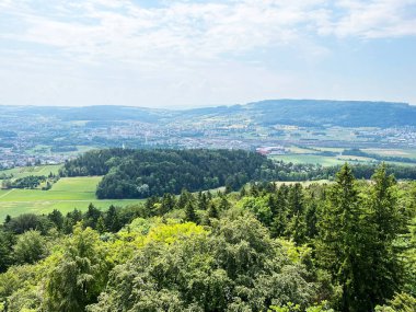 Altberg gözlem kulesindeki panorama ya da Altberg Gözlem Noktası 'ndaki manzara (Dallikon) - İsviçre (Panorama vom Aussichtsturm Altberg, Schweiz)