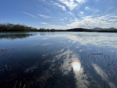 St. Rok Gölü - Kozjan Gölü - Sveti Rok Gölü - Reservoir Gölü Opsenica - Velebit Doğa Parkı, Hırvatistan (Jezero Sv. Rok - Jezero Kozjan, Akumulacijsko jezero Opsenica - Park prirode Velebit, Hrvatska)