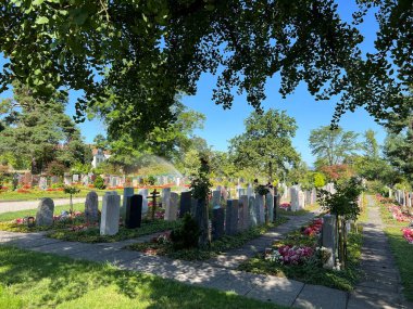Affoltern Mezarlığı (Affoltern Mezarlığı) veya Cimetiere Affoltern Oder Friedhof Affoltern - Zürih veya Zuerich, İsviçre (Schweiz)