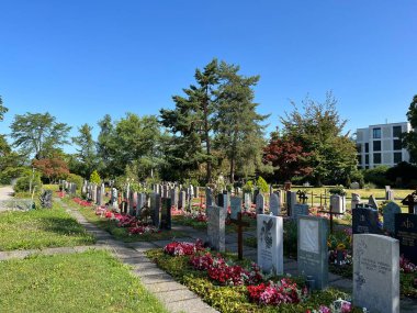 Affoltern Mezarlığı (Affoltern Mezarlığı) veya Cimetiere Affoltern Oder Friedhof Affoltern - Zürih veya Zuerich, İsviçre (Schweiz)