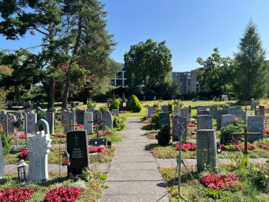 Affoltern Mezarlığı (Affoltern Mezarlığı) veya Cimetiere Affoltern Oder Friedhof Affoltern - Zürih veya Zuerich, İsviçre (Schweiz)