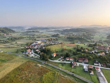 Hırvat Zagorje - Hırvatistan (Panoramski, Balonom iznad Hrvatskog Zagorja - Hrvatska)