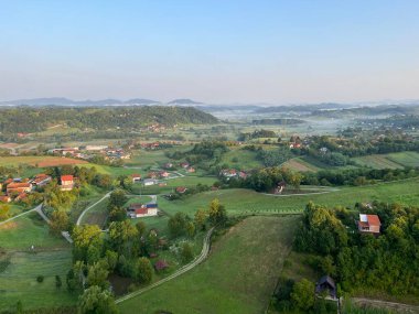 Hırvat Zagorje - Hırvatistan (Panoramski, Balonom iznad Hrvatskog Zagorja - Hrvatska)