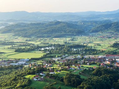 Hırvat Zagorje - Hırvatistan (Panoramski, Balonom iznad Hrvatskog Zagorja - Hrvatska)