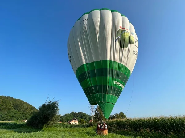 Remplissage Air Chaud Préparation Ballon Pour Vol Panoramique Dessus Croatie — Photo