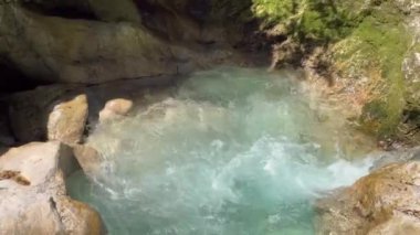 Tolmin Gorges (Triglav Ulusal Parkı, Slovenya) - Tolminer Klammen (Nationalpark Triglav, Slowenien) - Tolminska korita (Triglavski narodni parkı, Slovenya)