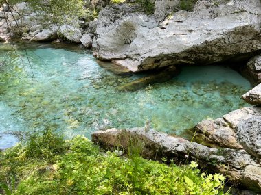 The Small Soca Gorge (Slovenya) - Kleine Soca-Schlucht oder Kleinen Soca-Troge (Kleinen Soca-Troege, Slowenien) - Mala korita Soce (Slovenija Soce))