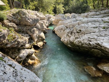 The Small Soca Gorge (Slovenya) - Kleine Soca-Schlucht oder Kleinen Soca-Troge (Kleinen Soca-Troege, Slowenien) - Mala korita Soce (Slovenija Soce))