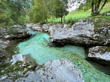 The Small Soca Gorge (Slovenya) - Kleine Soca-Schlucht oder Kleinen Soca-Troge (Kleinen Soca-Troeg, Slowenien) - Mala korita Soce (Slovenija Soce))